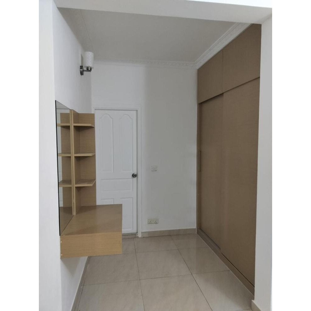 FULLY FURNISHED ONE ROOM APARTMENT AVAILABLE FOR 15,000/- PLS CALL!!! — Malé — Maafannu