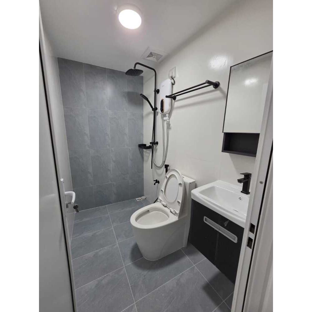 Beautifully renovated 3-storey house for Rent — Malé — Henveiru