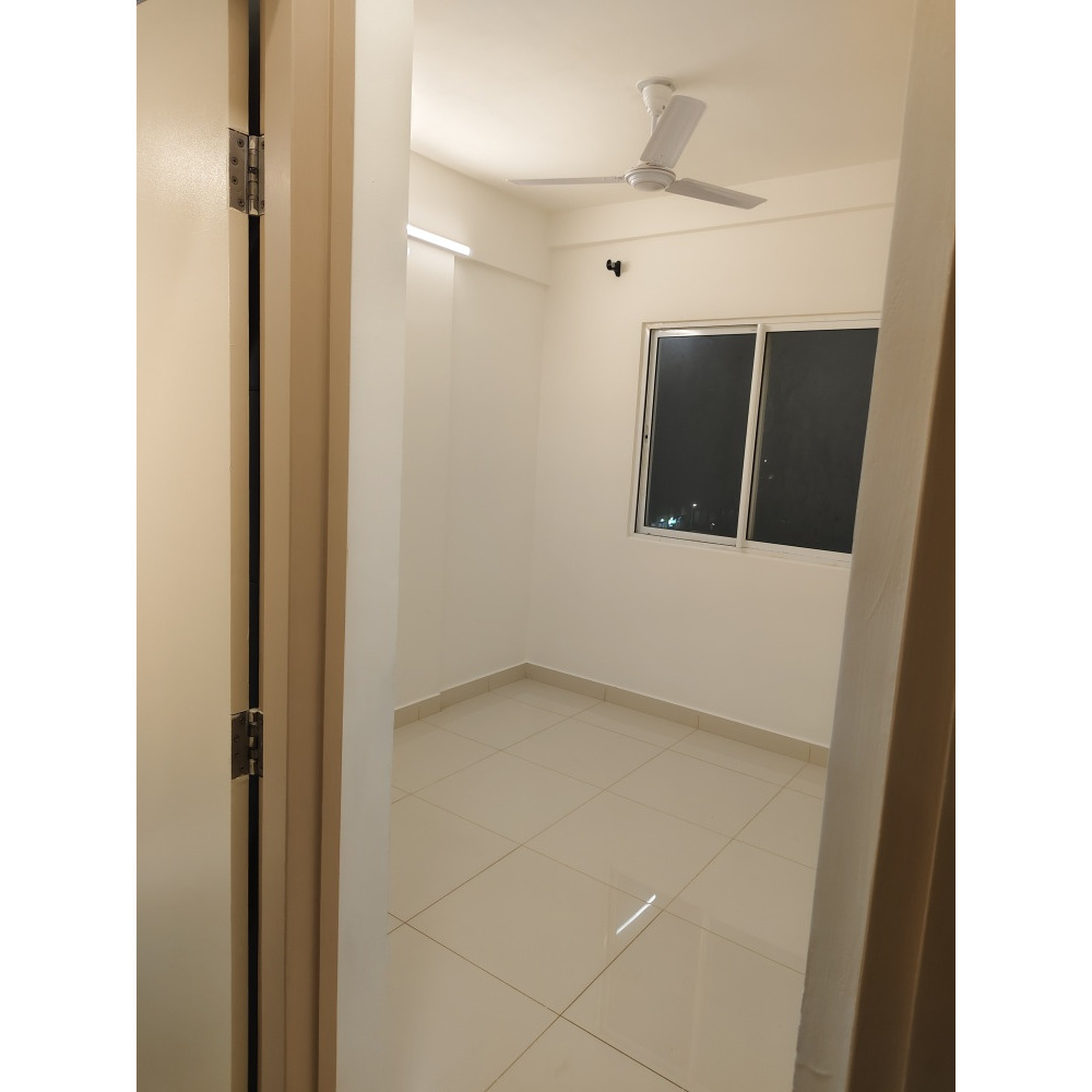 3 Room Apartment for rent from phase 2. For more details — Hulhumalé