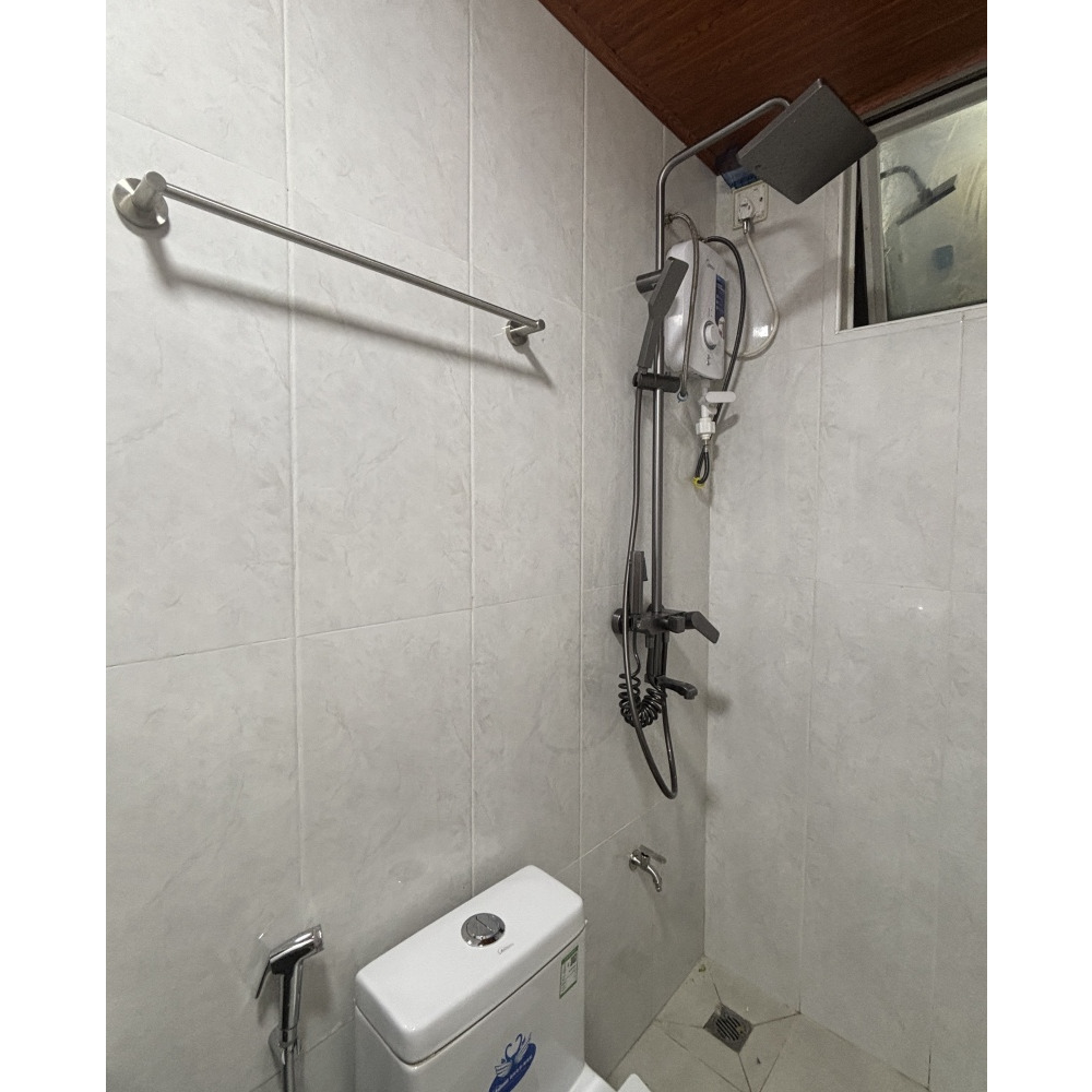 TWO PLUS ONE ( 3 Rooms apartment) modern apartment for rent — Henveiru