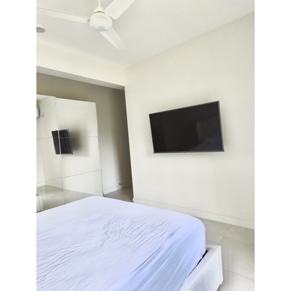 Modern Executive Room for Rent Raincoral Residence (Phase 1) — Hulhumalé