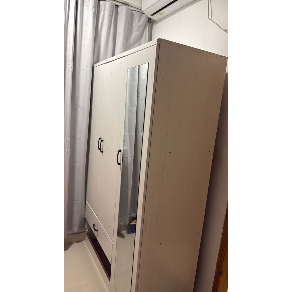 1 room rent from 2 room Apartment in hulhumale i(foreigner only ) 9000 — Hulhumalé