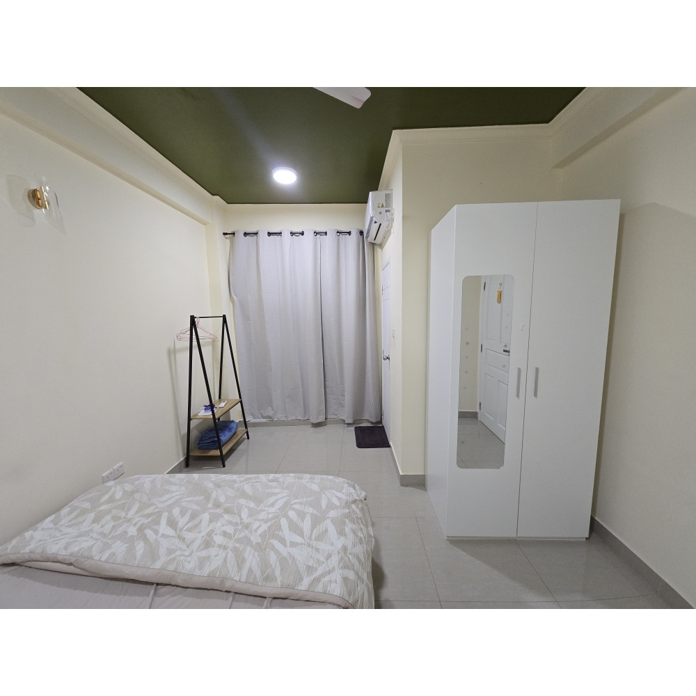 AC Rooms with Balcony for Monthly Rent. Sharing Kitchen. — Malé — Machchangolhi