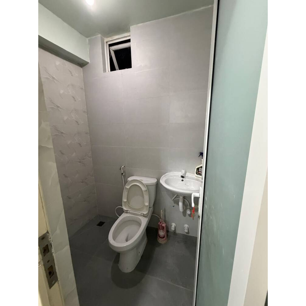 A 2-room apartment with attached toilet — Malé — Henveiru