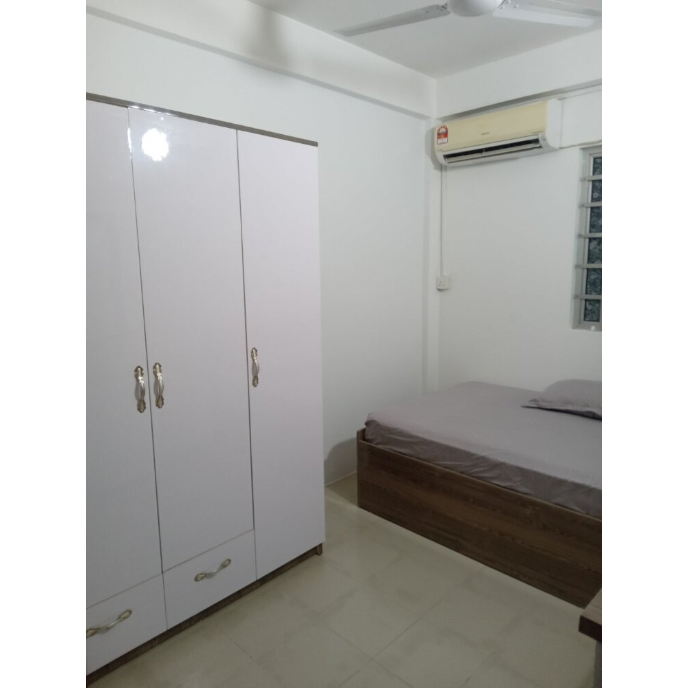 One Room from 3 Room Apartment for Rent — Hulhumalé