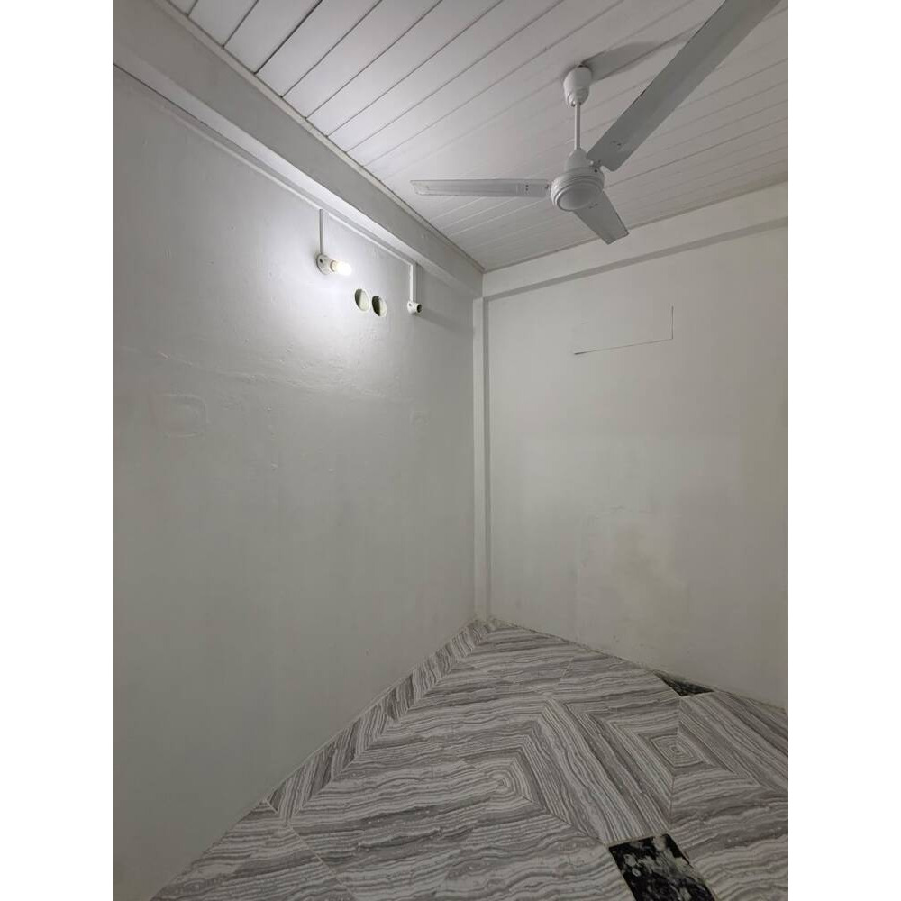 2 + 1 room Renovated Apartment for immediate rent - 1st Floor - No Lift — Malé — Maafannu