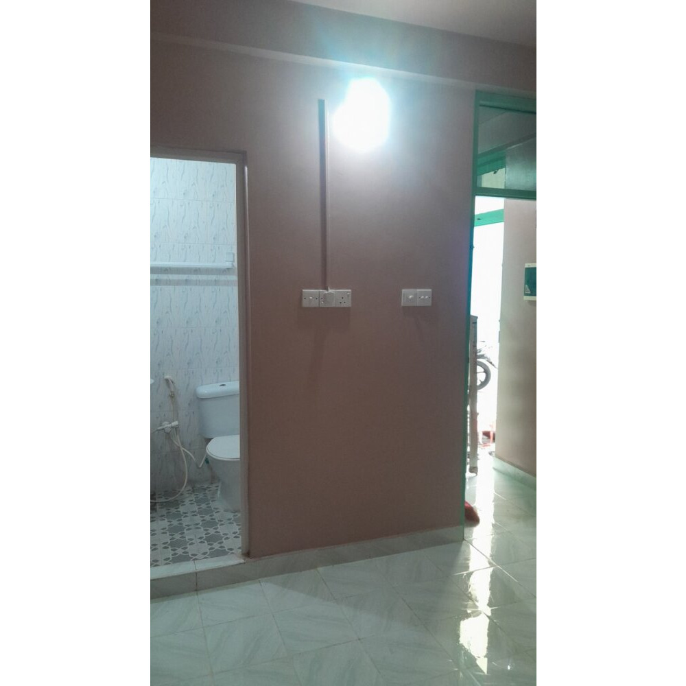Renovated Ground floor AC 1 Room small apartment for Godown or Office — Malé — Maafannu