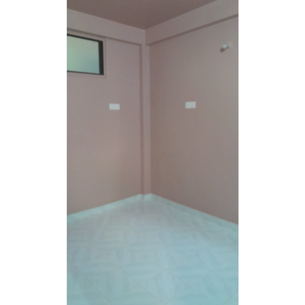 Renovated 1 Room Apartment with Hot Water & Rain Shower frm Ground floor — Malé — Maafannu