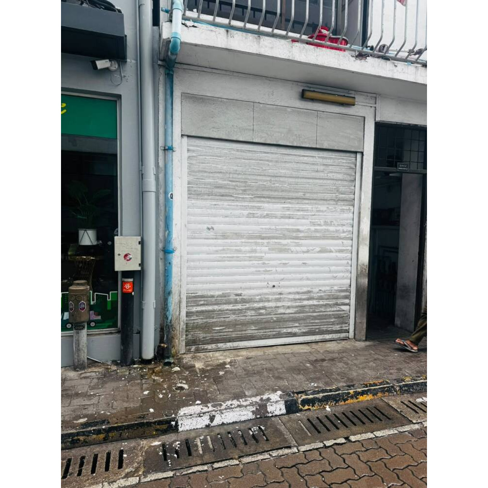 Godown near ADK hospital, Renrt,25000 — Malé — Henveiru