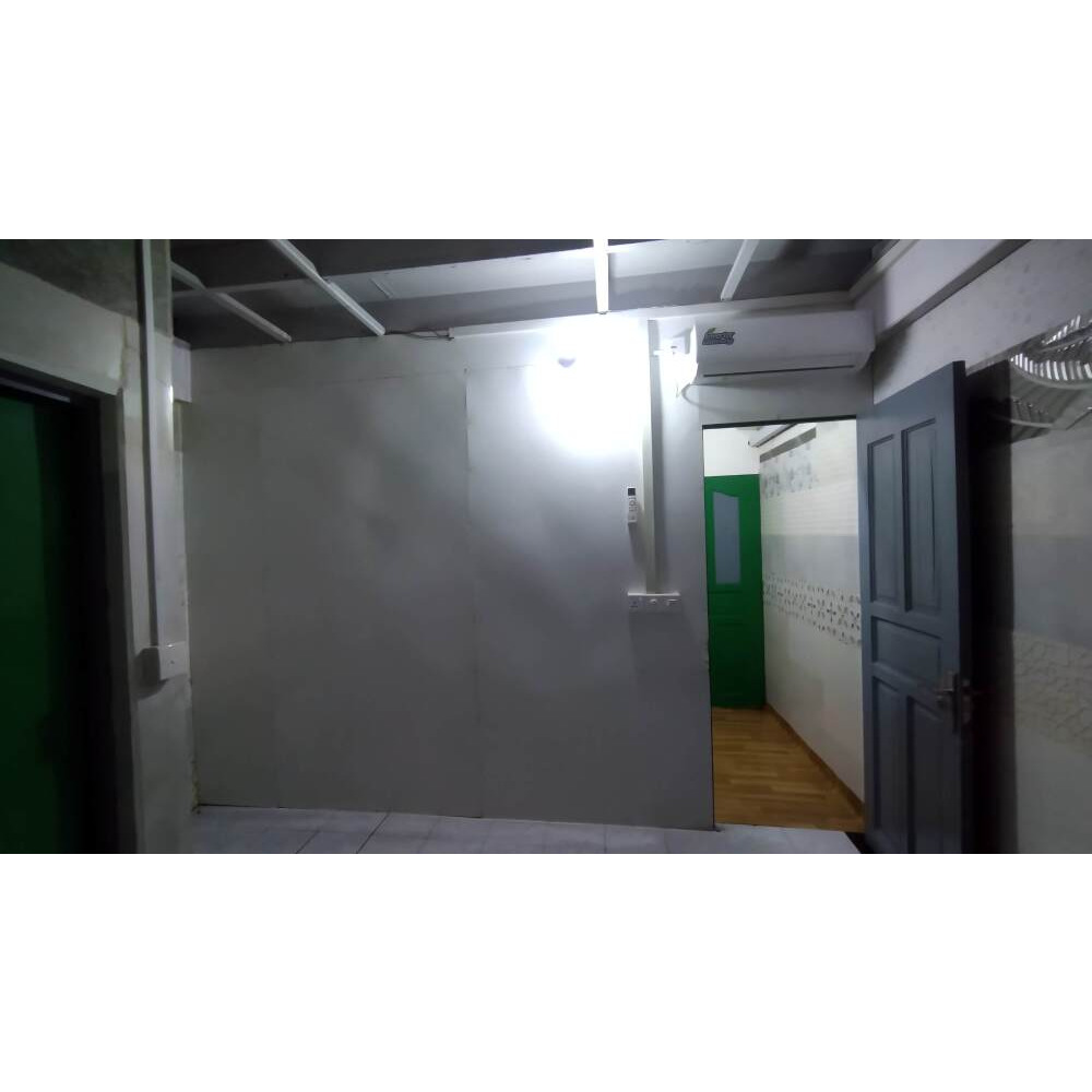 1 room apartment MVR 10000 (including electricity, water and unlimited Internet) — Malé — Maafannu