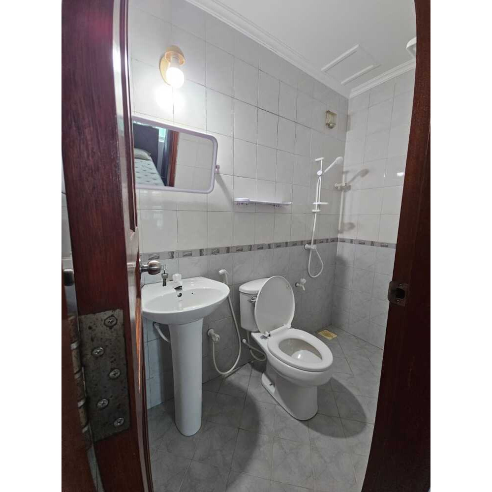 1 Room for rent from 2 room apartment — Malé — Henveiru
