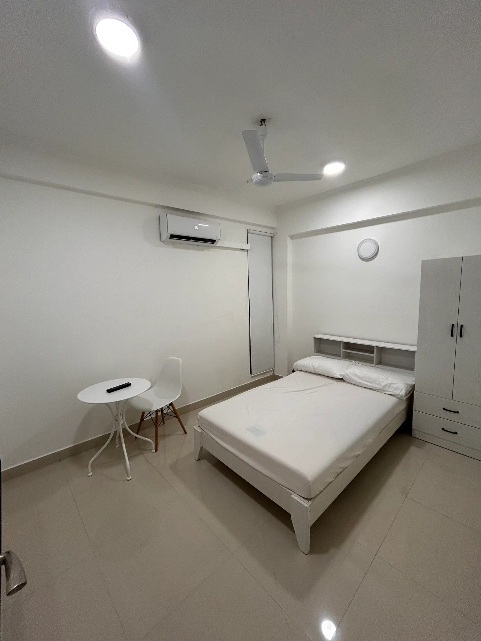 Semi Furnished One Room MVR 8500 — Malé — Henveiru