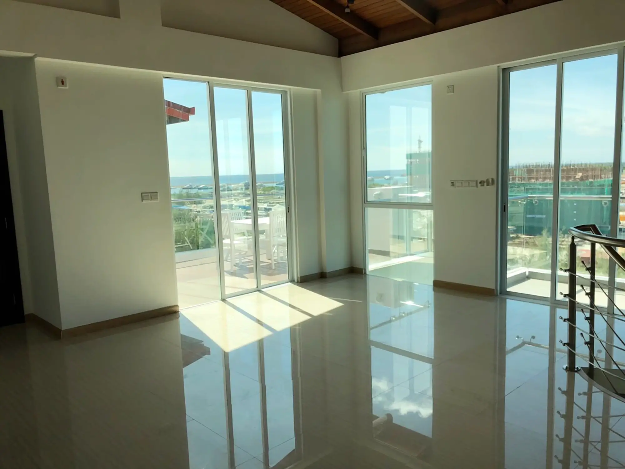 Unfurnished 3+1 Duplex Penthouse for Rent (HM 422) — Hulhumalé