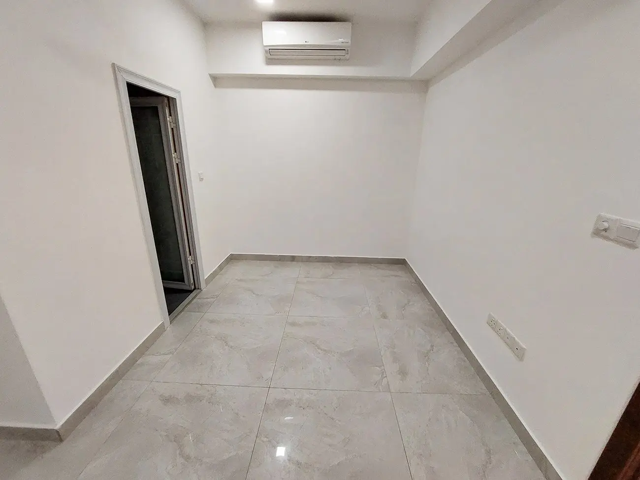Semi Furnished 3 BR for Rent (HM 250) — Hulhumalé