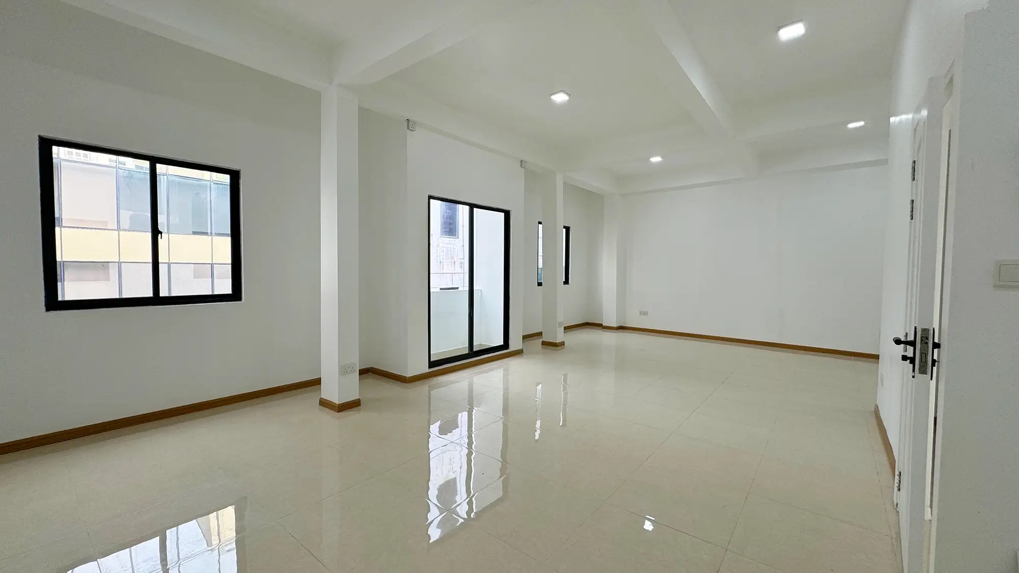 Commercial Space for Rent (ML 278) — Kurangi Goalhi