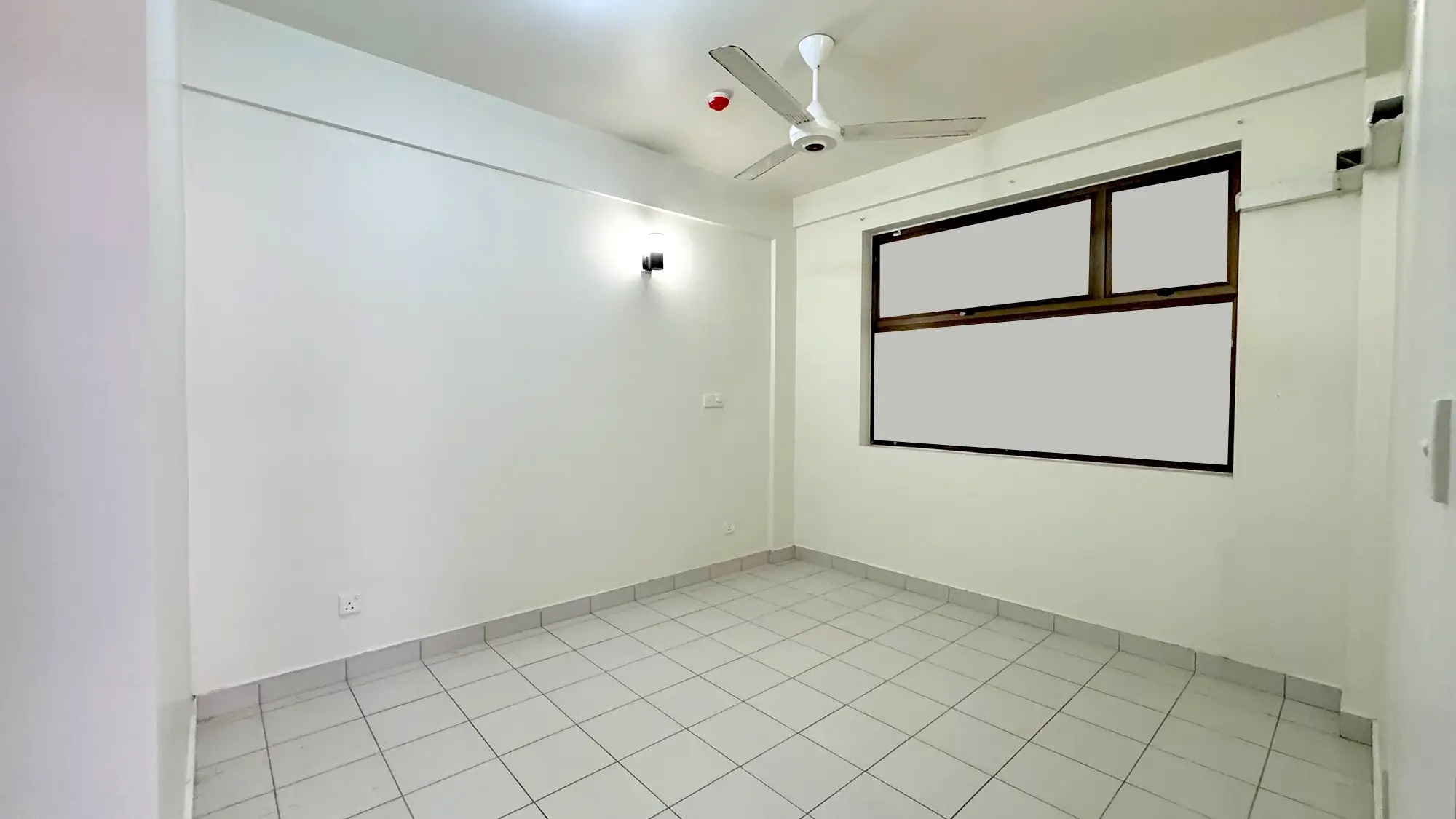 Unfurnished 3 BR for Rent (ML 312) — Gaakoshi