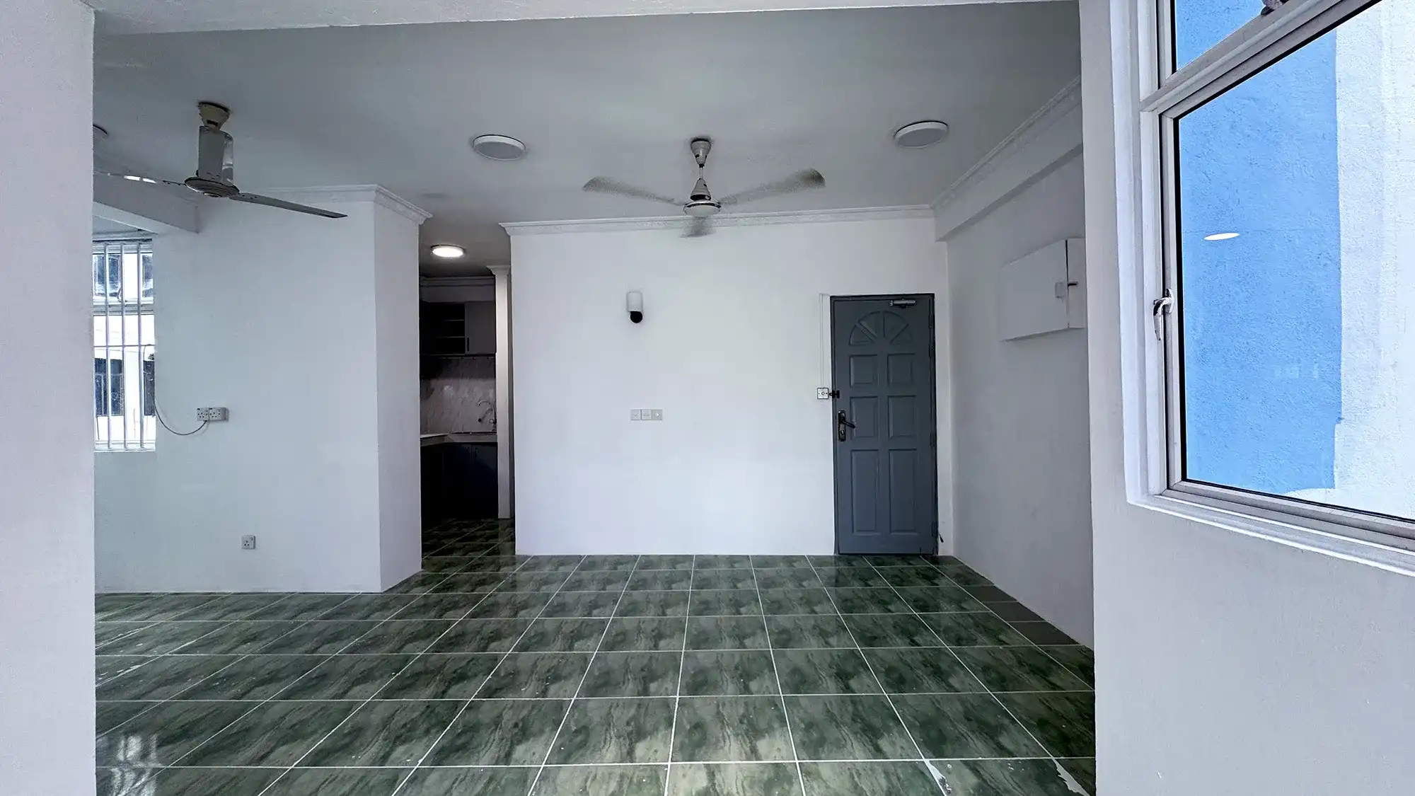 Unfurnished 5 BR for Rent (ML 351) — Gandhakoalhi Magu