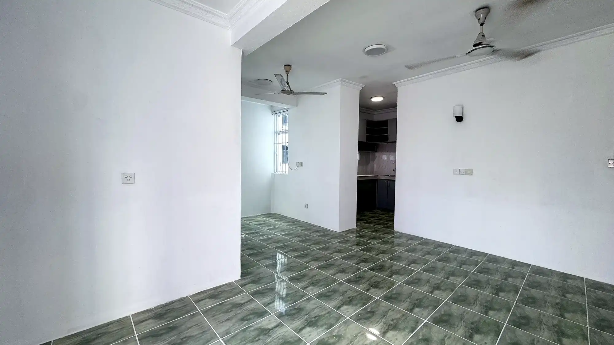 Unfurnished 5 BR for Rent (ML 351) — Gandhakoalhi Magu